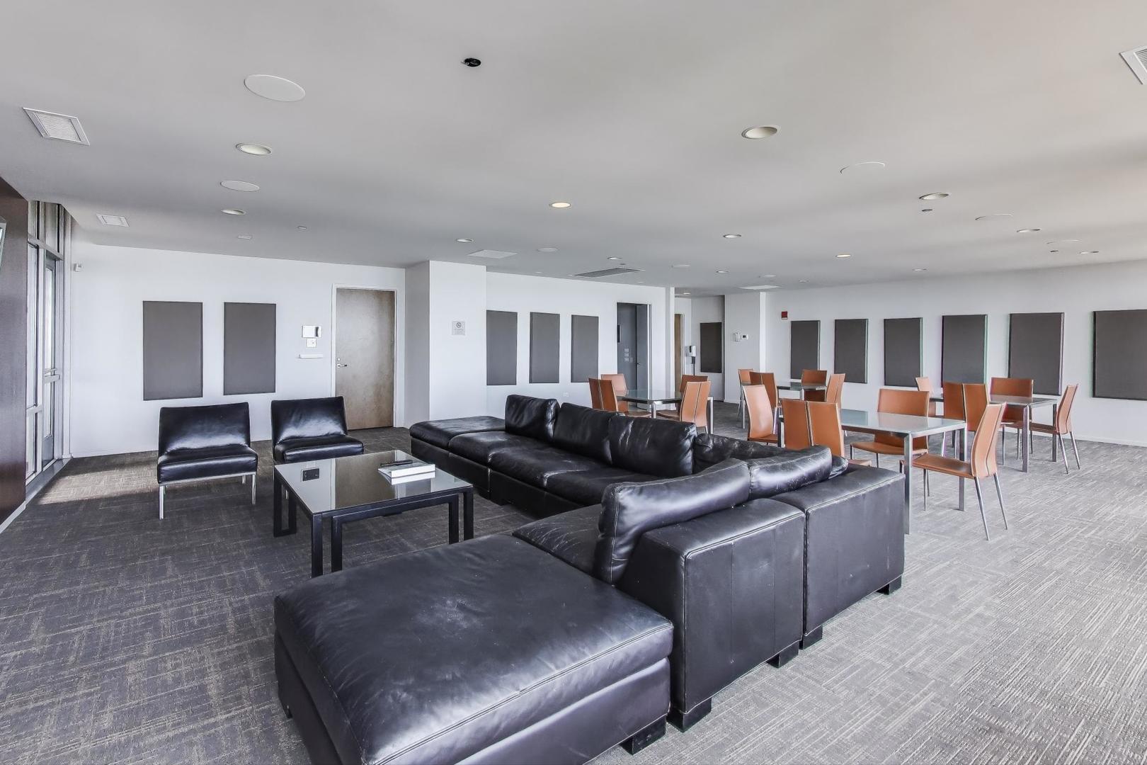 65 East Monroe Street, Unit 4412 Chicago, IL 60603 - Photo 41 of 58