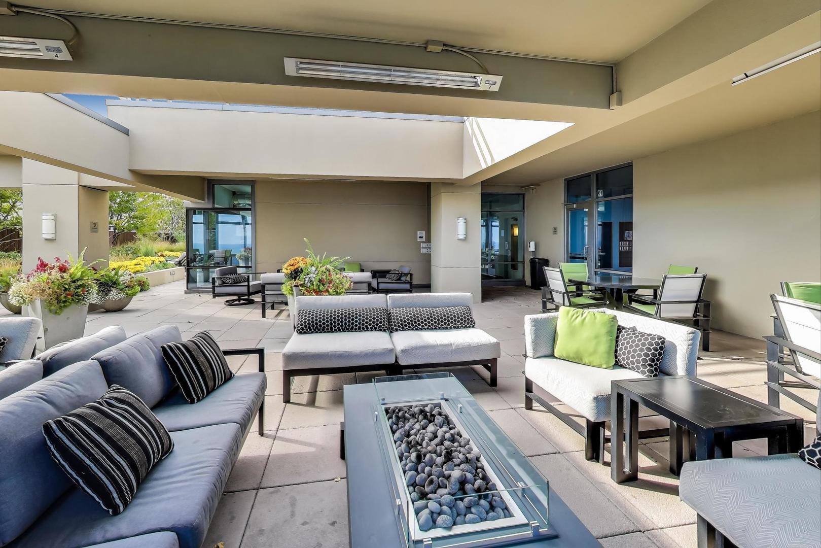 65 East Monroe Street, Unit 4412 Chicago, IL 60603 - Photo 51 of 58