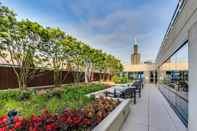 $530,000 | 65 East Monroe Street, Unit 4412, Chicago, IL 60603