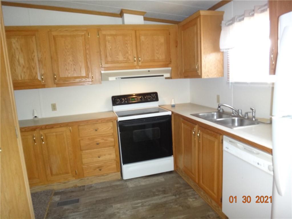 908 Robin Drive Apollo, PA 15613 - Photo 6 of 19 Gallery Image 6