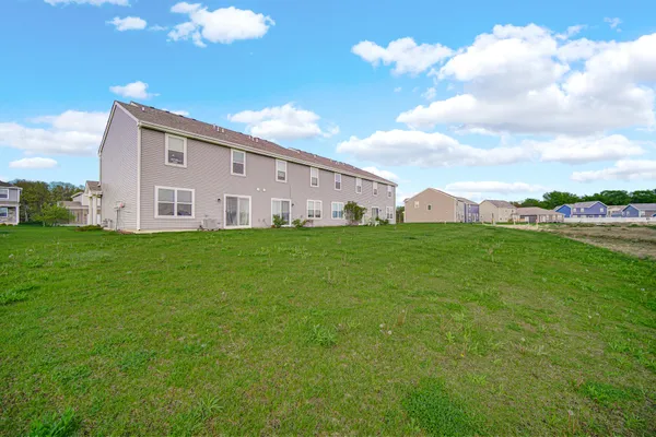 $270,000 | 209 Aviana Avenue, Hobart, IN 46342