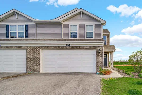 $270,000 | 209 Aviana Avenue, Hobart, IN 46342