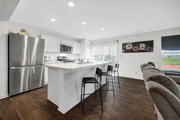 $270,000 | 209 Aviana Avenue, Hobart, IN 46342