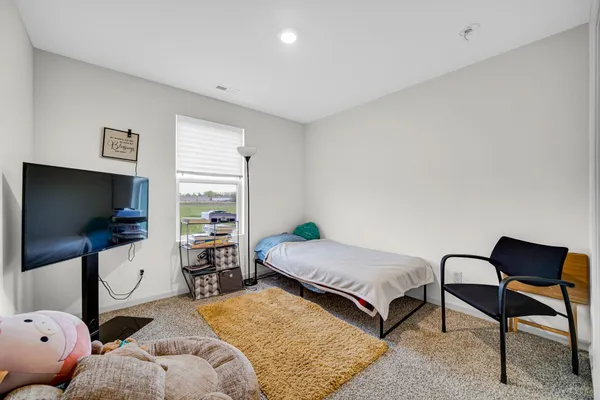 $270,000 | 209 Aviana Avenue, Hobart, IN 46342