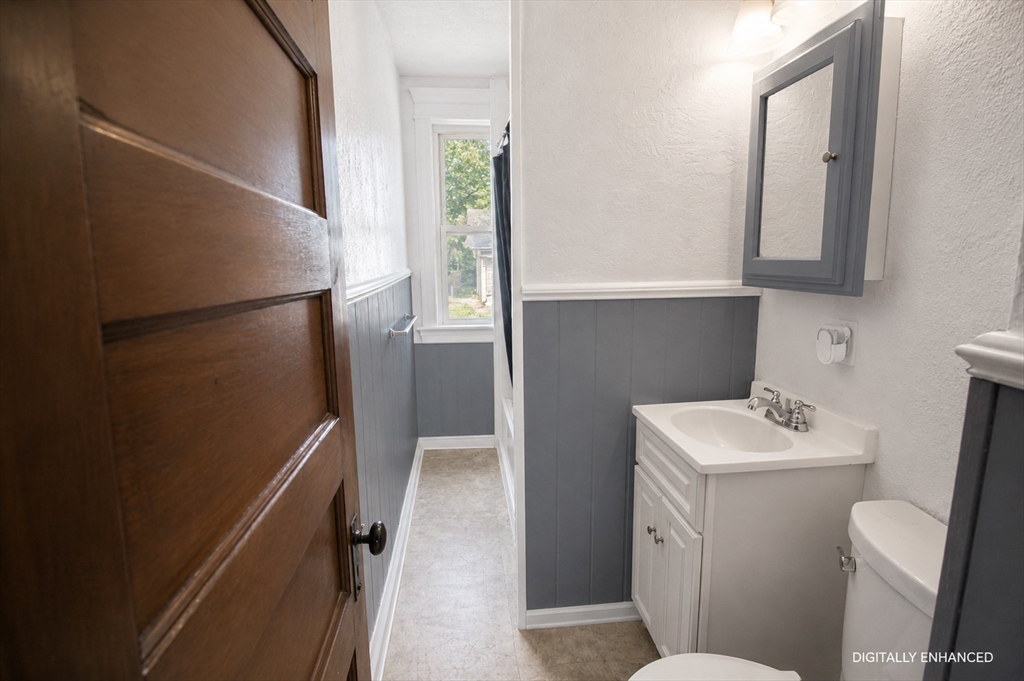 8 Douglas Street Worcester, MA 01603 - Photo 17 of 42