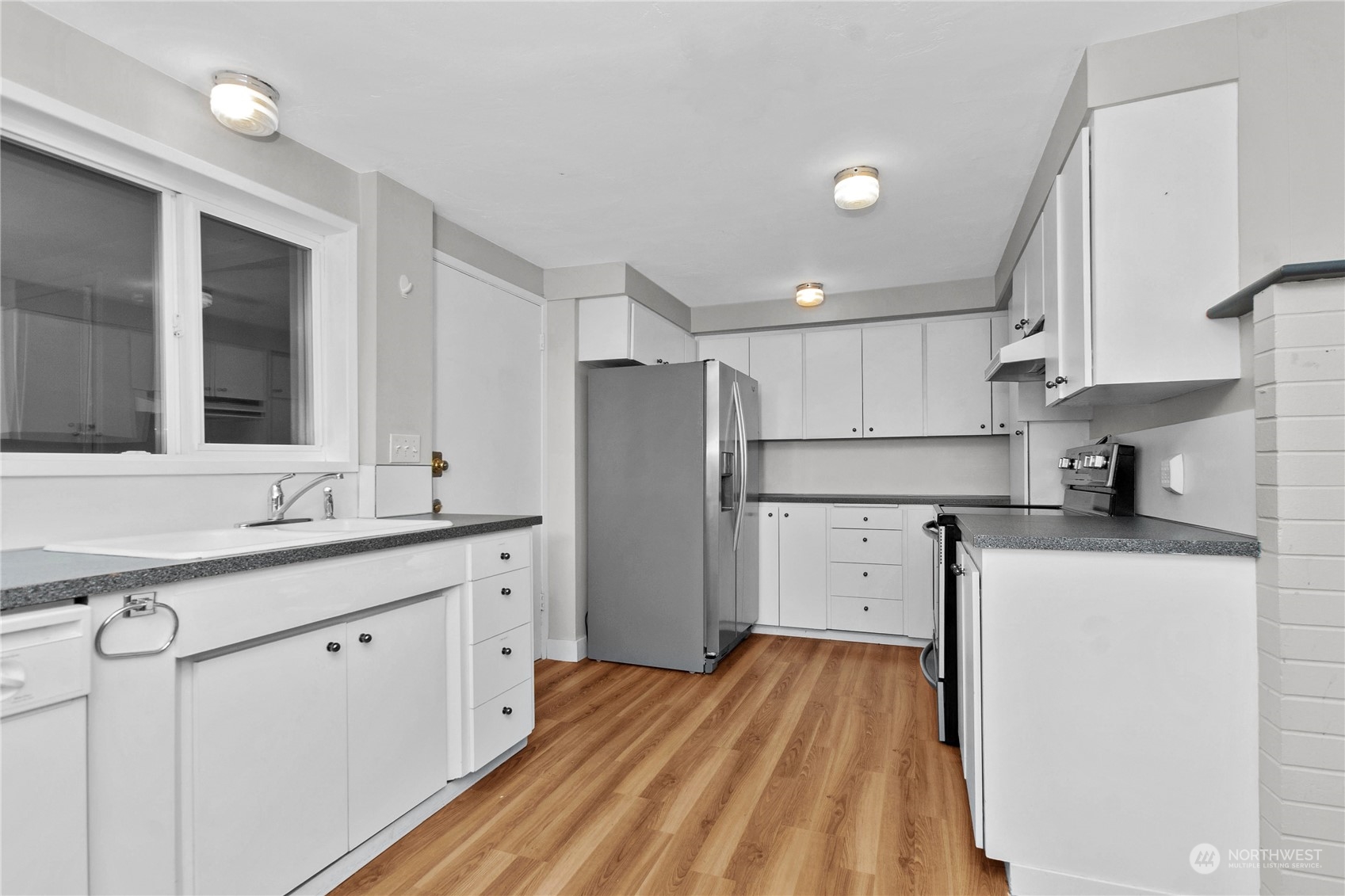 4944 Raccoon Valley Road Southeast Olympia, WA 98513 - Photo 9 of 24 Gallery Image 9