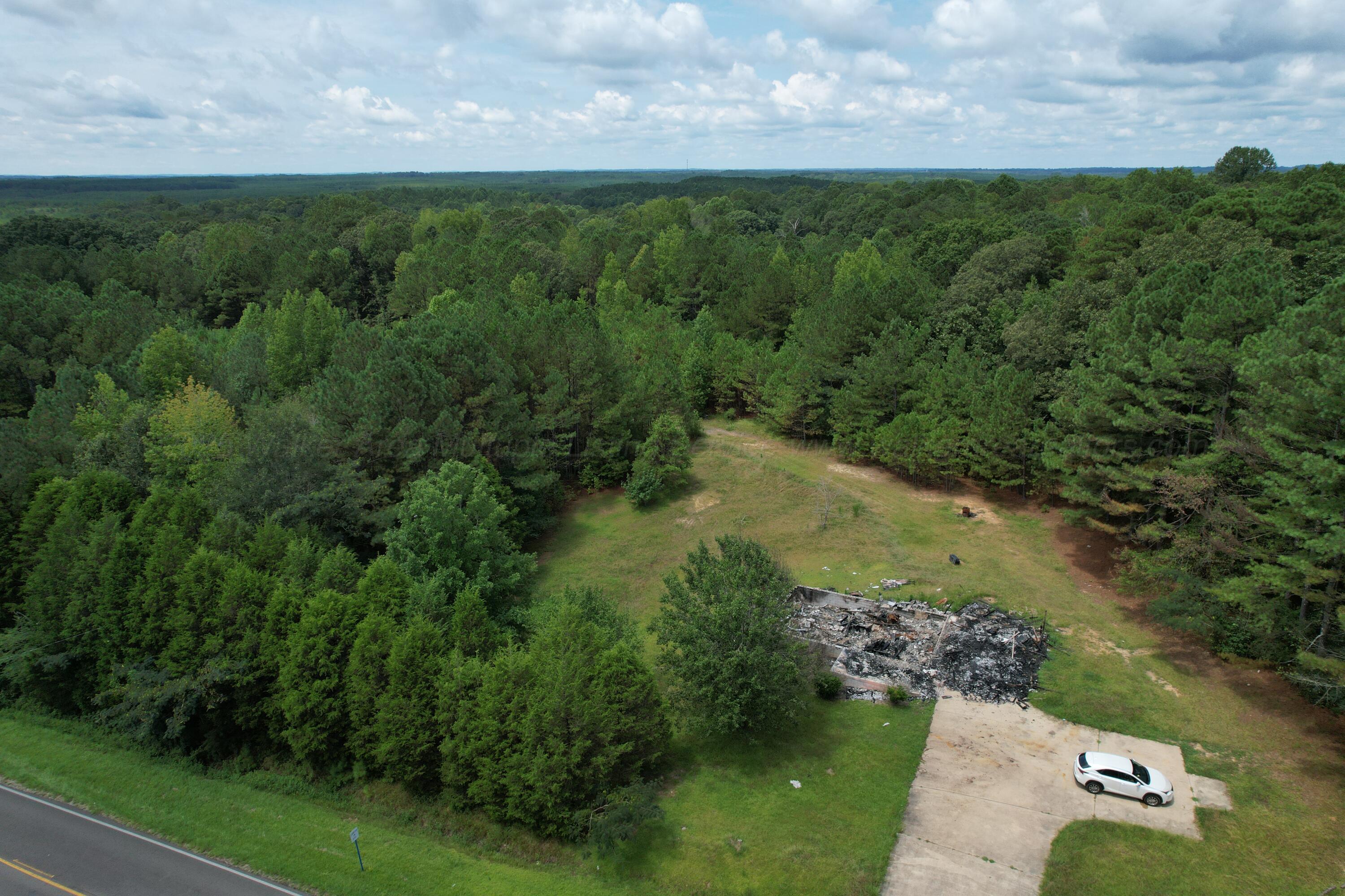 2963 Fall City Road Jasper, AL 35503 - Photo 2 of 6 dji_fly_20250814_120304_329_175522988565