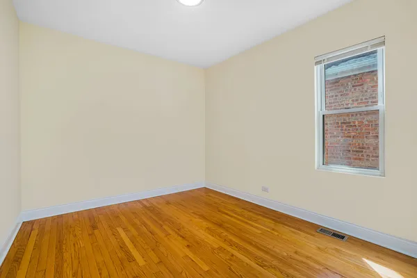 $489,000 | 2849 North Merrimac Avenue, Chicago, IL 60634
