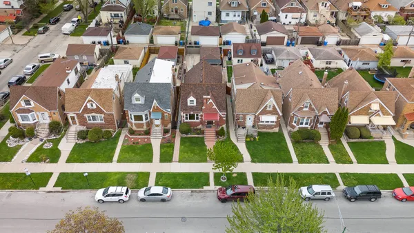 $489,000 | 2849 North Merrimac Avenue, Chicago, IL 60634