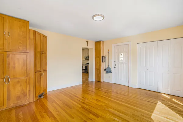 $489,000 | 2849 North Merrimac Avenue, Chicago, IL 60634