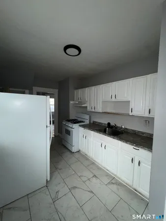 $3,000 | 154 Frank Street, New Haven, CT 06519