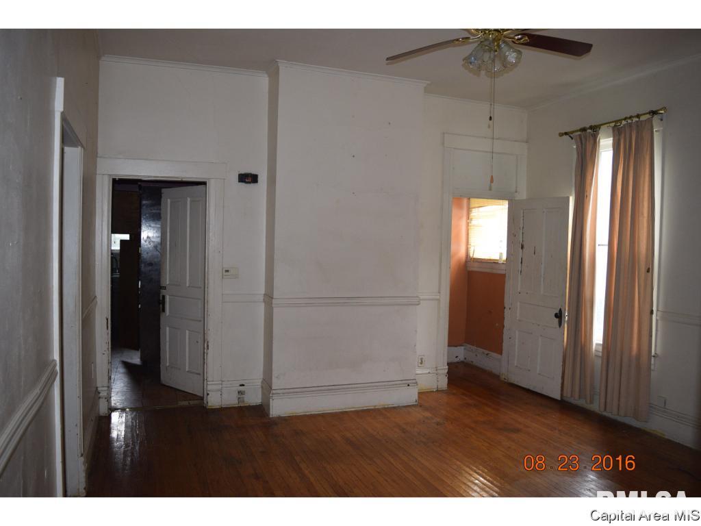 1704 South 8th Street Springfield, IL 62703 - Photo 7 of 13