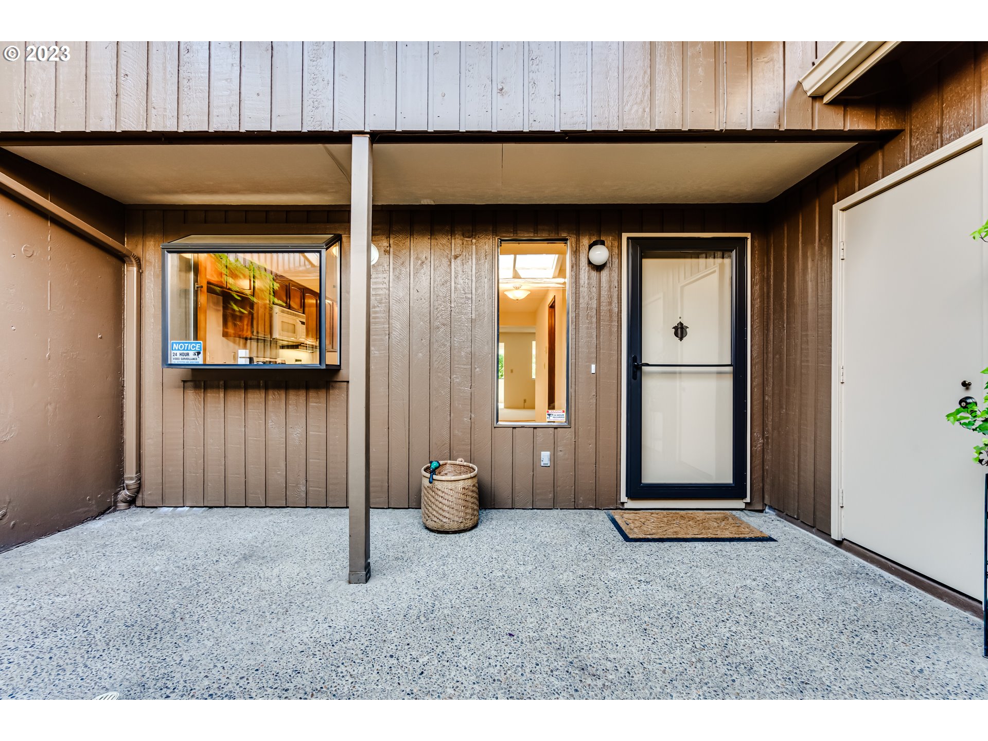 2283 Ridgeway Drive Eugene, OR 97401 - Photo 3 of 47 Gallery Image 3