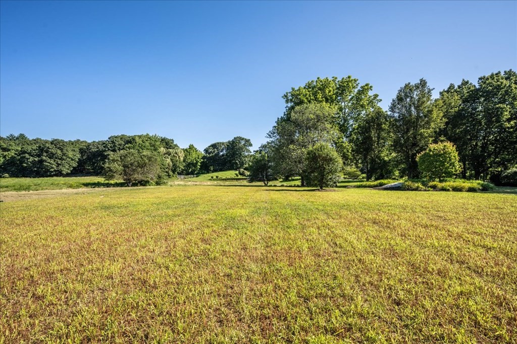 20 Sears Road Southborough, MA 01772 - Photo 15 of 32 Gallery Image 15