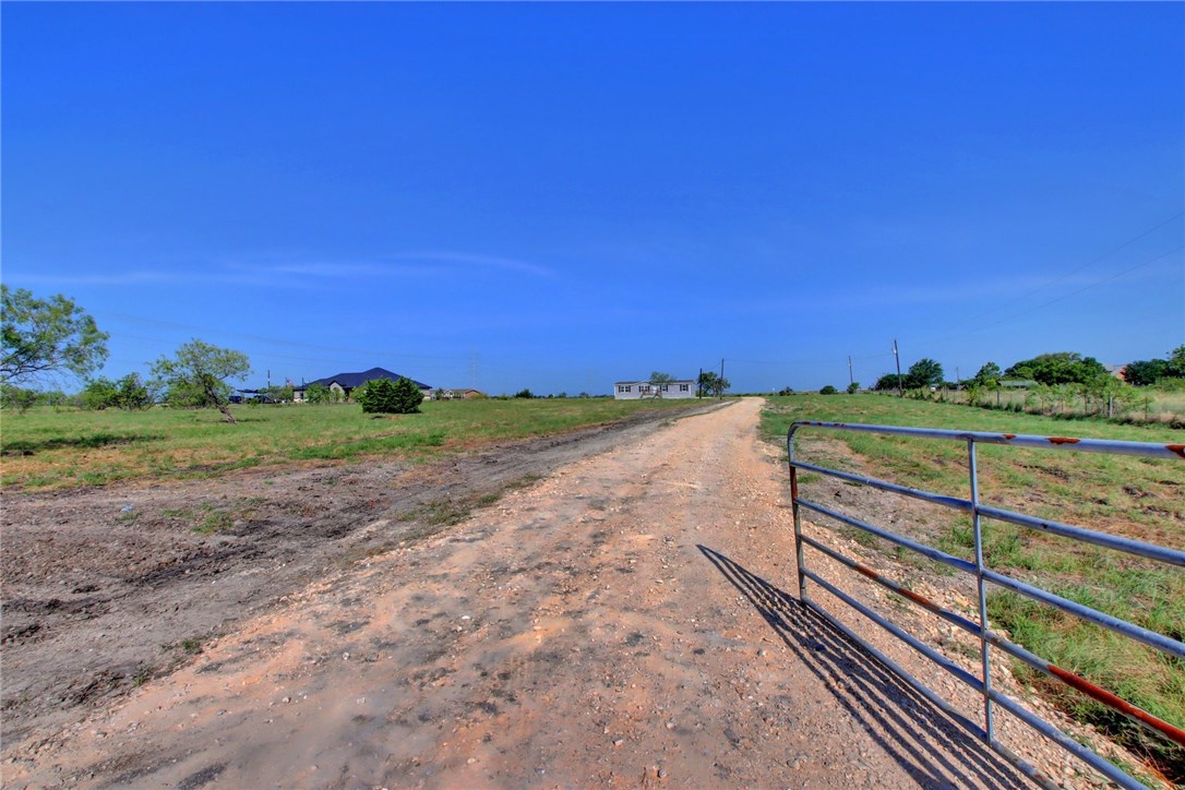 14512 Graef Road Buda, TX 78610 - Photo 2 of 27 Entry Gate