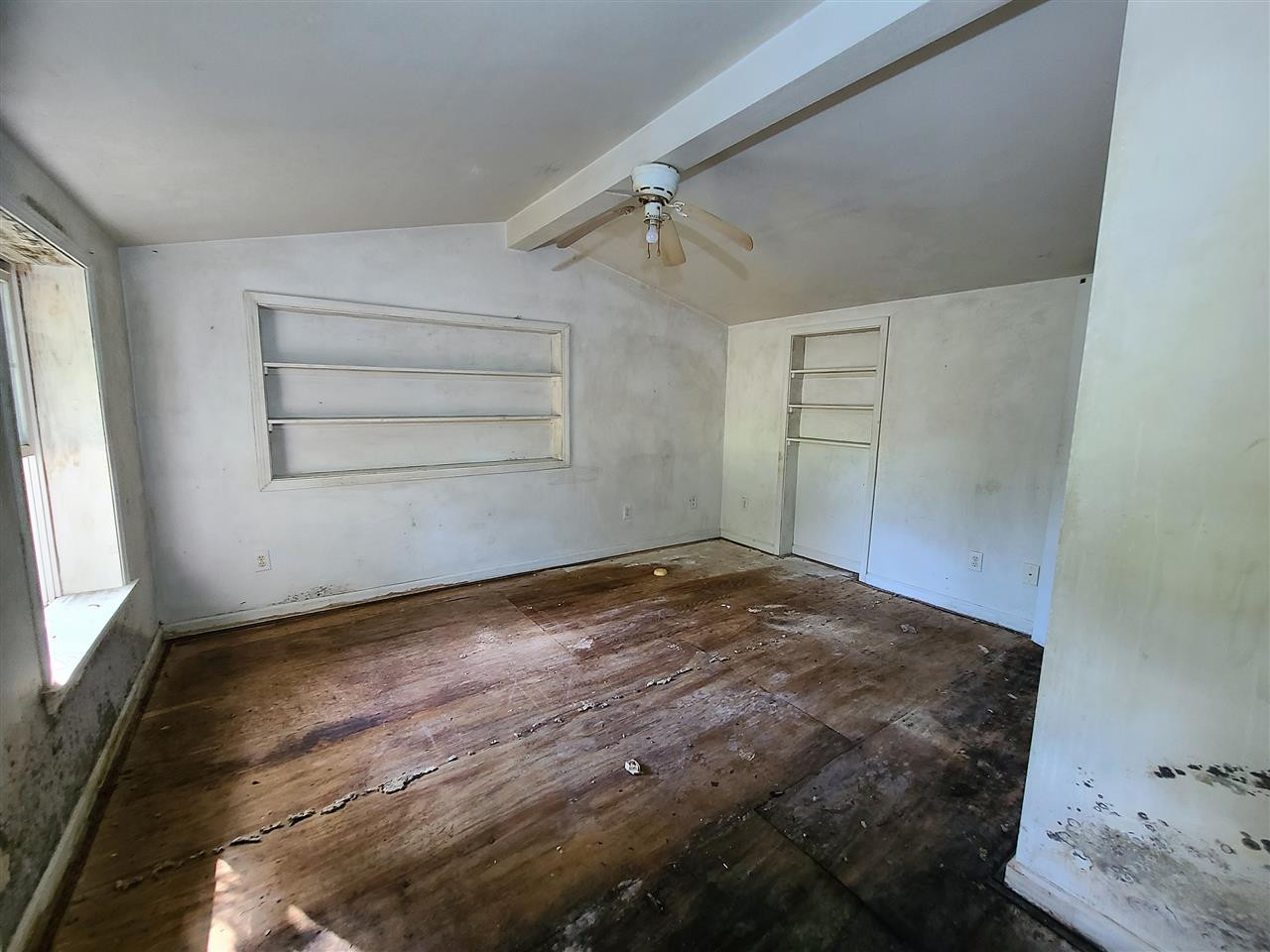 3709 Lee Road Raleigh, NC 27604 - Photo 28 of 29 Bedroom in detached appartment