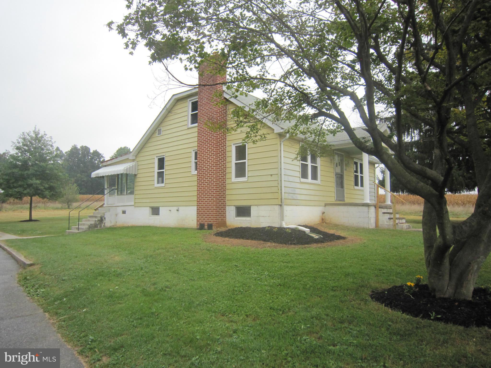 4000 Maple Grove Road Hampstead, MD 21074 - Photo 2 of 28 Exterior (Front) from drive in