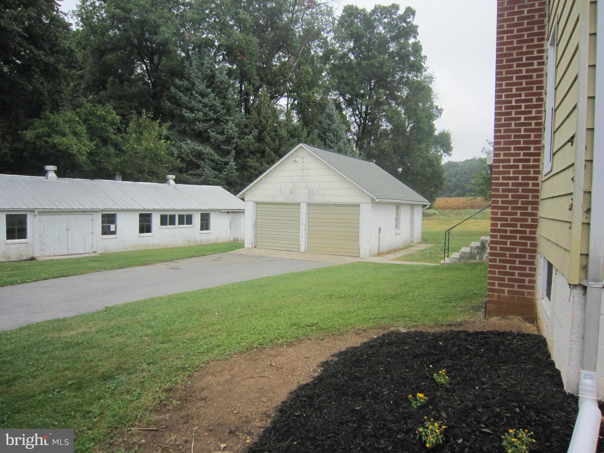 4000 Maple Grove Road Hampstead, MD 21074 - Photo 23 of 28 2 car garage and outbuilding