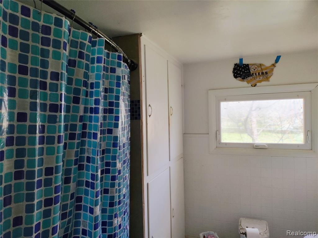 3310 East Pierson Road Flint, MI 48506 - Photo 11 of 14