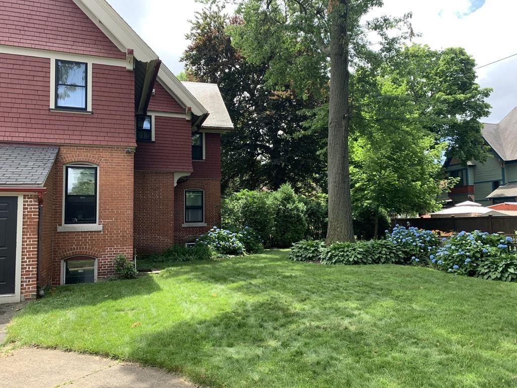 1090 Worthington Street Springfield, MA 01109 - Photo 32 of 41 Gallery Image 32
