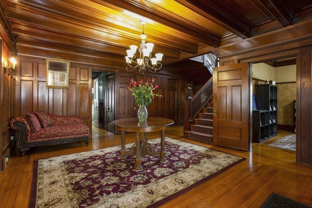 1090 Worthington Street Springfield, MA 01109 - Photo 5 of 41 Gallery Image 5