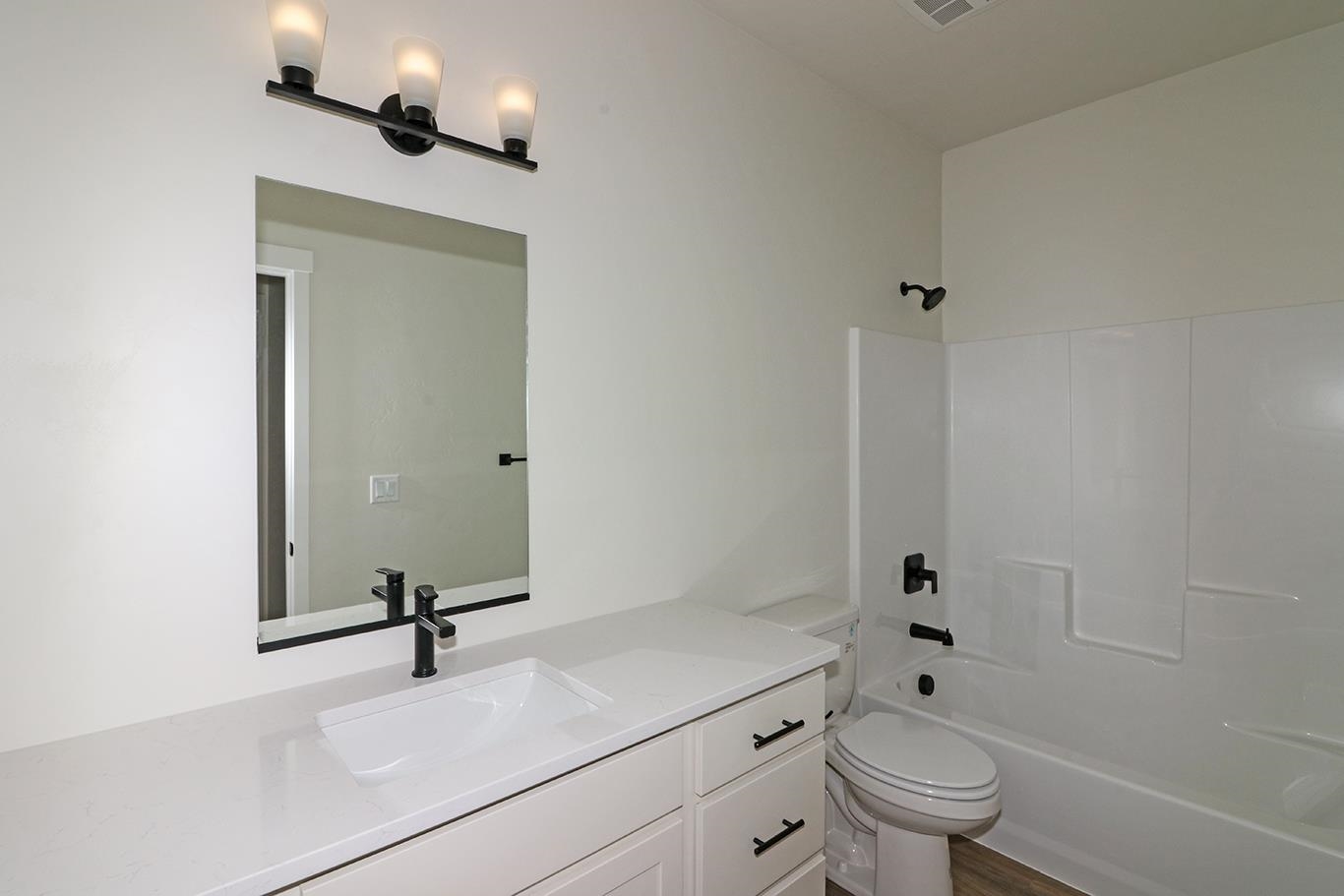2462 Ross Road Grand Junction, CO 81505 - Photo 15 of 28 Gallery Image 15