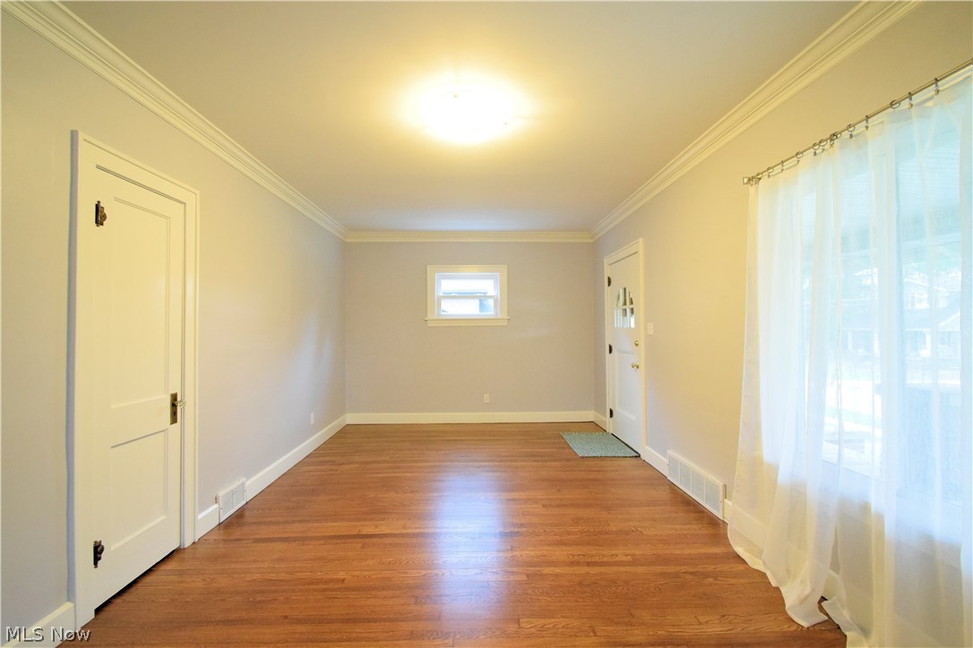 8602 West Moreland Road Parma, OH 44129 - Photo 11 of 32 Gallery Image 11