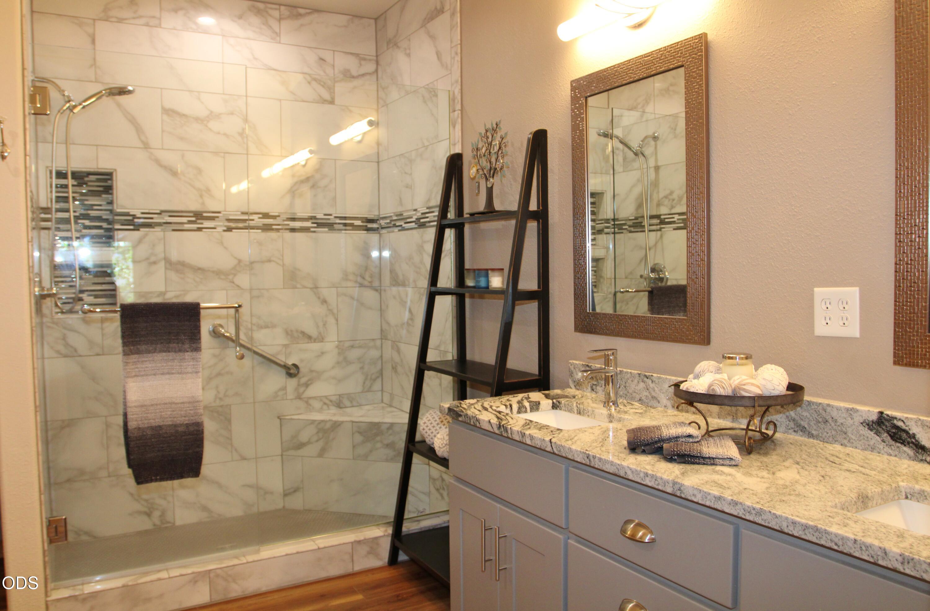5010 Sora Loop Klamath Falls, OR 97601 - Photo 25 of 80