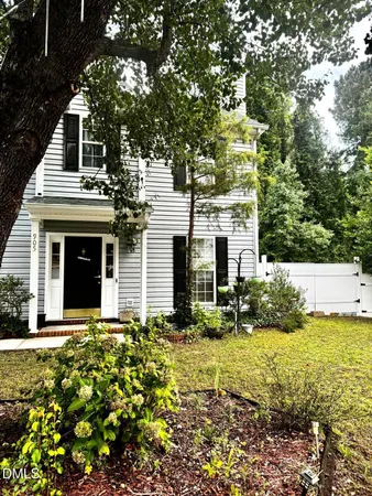 $2,800 | 905 Sanderson Drive, Durham, NC 27704