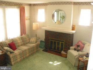 866 Pleasure Road Lancaster, PA 17601 - Photo 3 of 5 Gallery Image 3