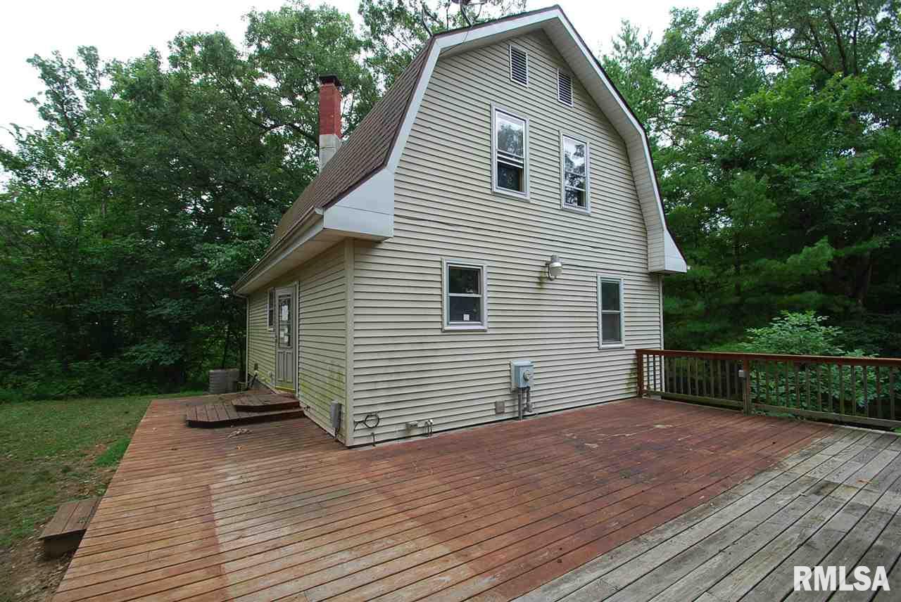 4902 South Cunningham Road Farmington, IL 61531 - Photo 4 of 24