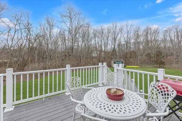 $899,000 | 108 Vista Court, Jamesport, NY 11901