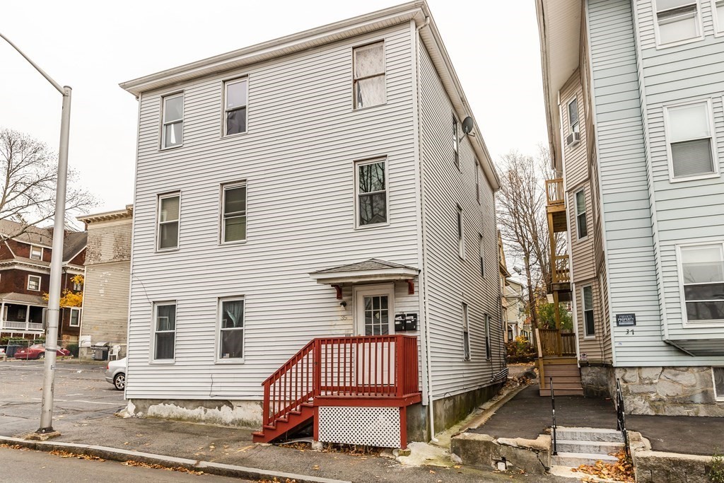 35 Bowdoin Street Worcester, MA 01609 - Photo 1 of 13