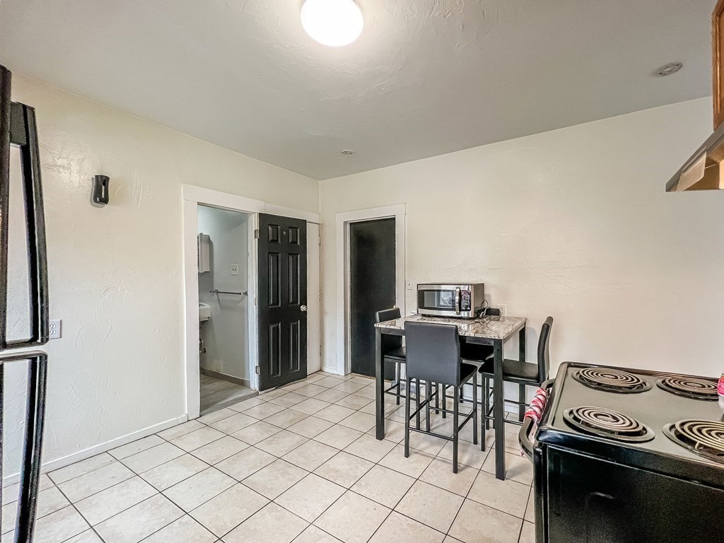 35 Bowdoin Street Worcester, MA 01609 - Photo 4 of 13