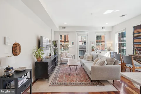 $625,000 | 1700 Euclid Street Northwest, Unit B3, Washington, DC 20009