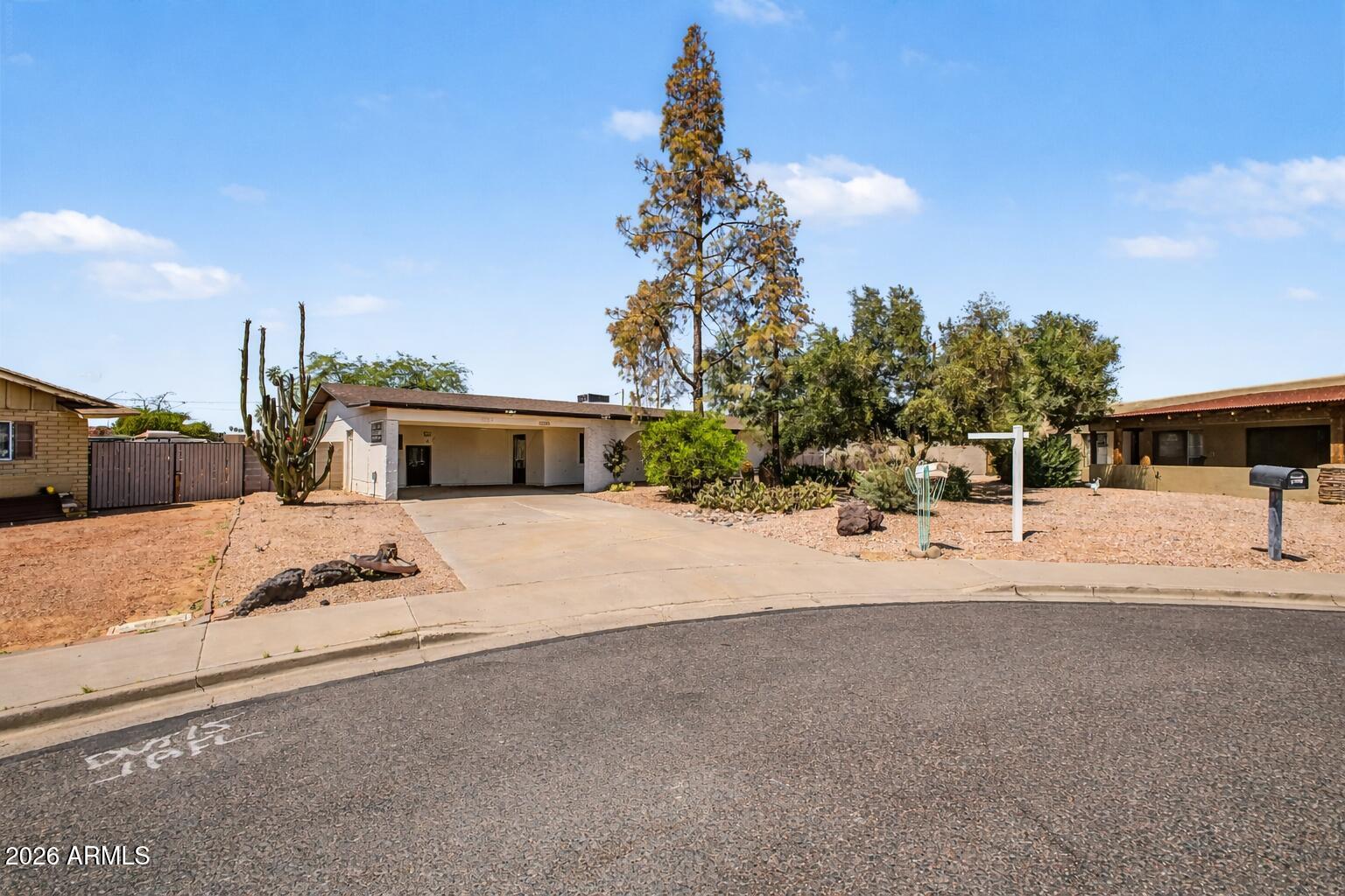 2552 East Brown Road Mesa, AZ 85213 - Photo 5 of 38 Front-1