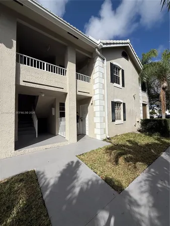$2,000 | 2871 North Oakland Forest Drive, Unit 113, Oakland Park, FL 33309