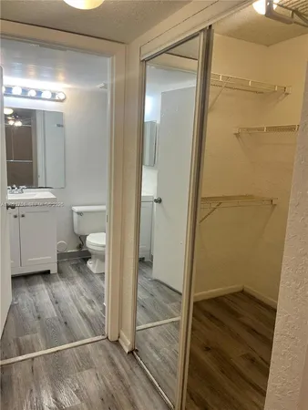 $2,000 | 2871 North Oakland Forest Drive, Unit 113, Oakland Park, FL 33309