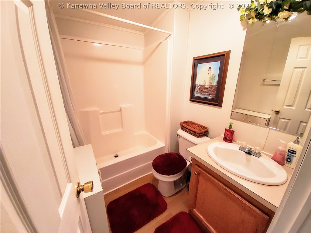 30388 Charleston Road Leon, WV 25123 - Photo 13 of 26 Gallery Image 13