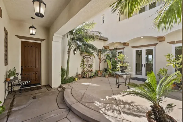 $2,134,988 | 2105 Timneh Court, Oceanside, CA 92057