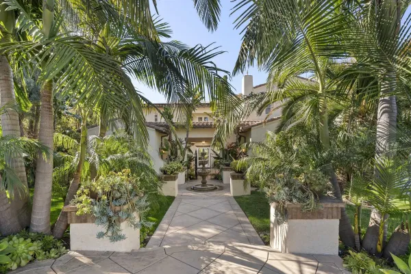 $2,134,988 | 2105 Timneh Court, Oceanside, CA 92057