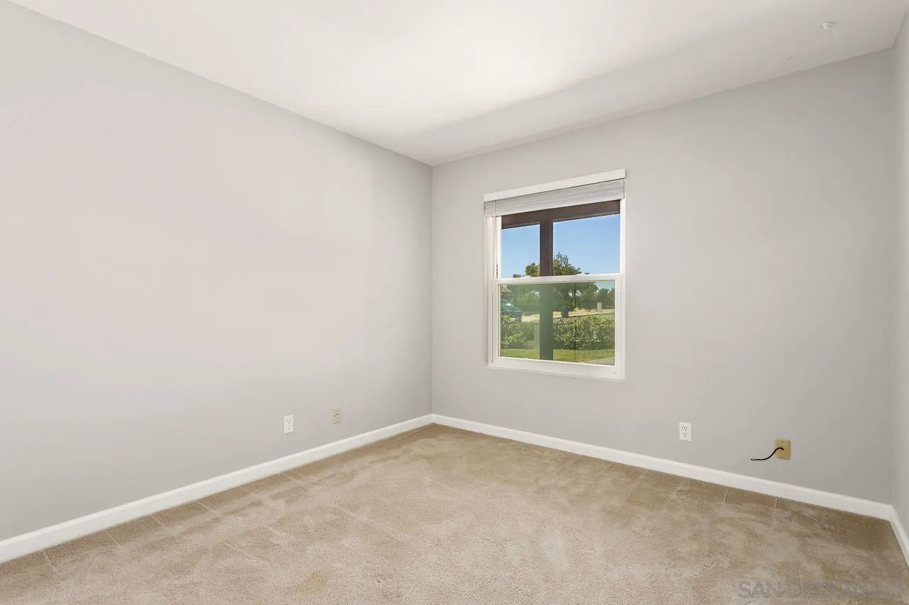 12805 Pinefield Road Poway, CA 92064 - Photo 16 of 31 an empty room with a window