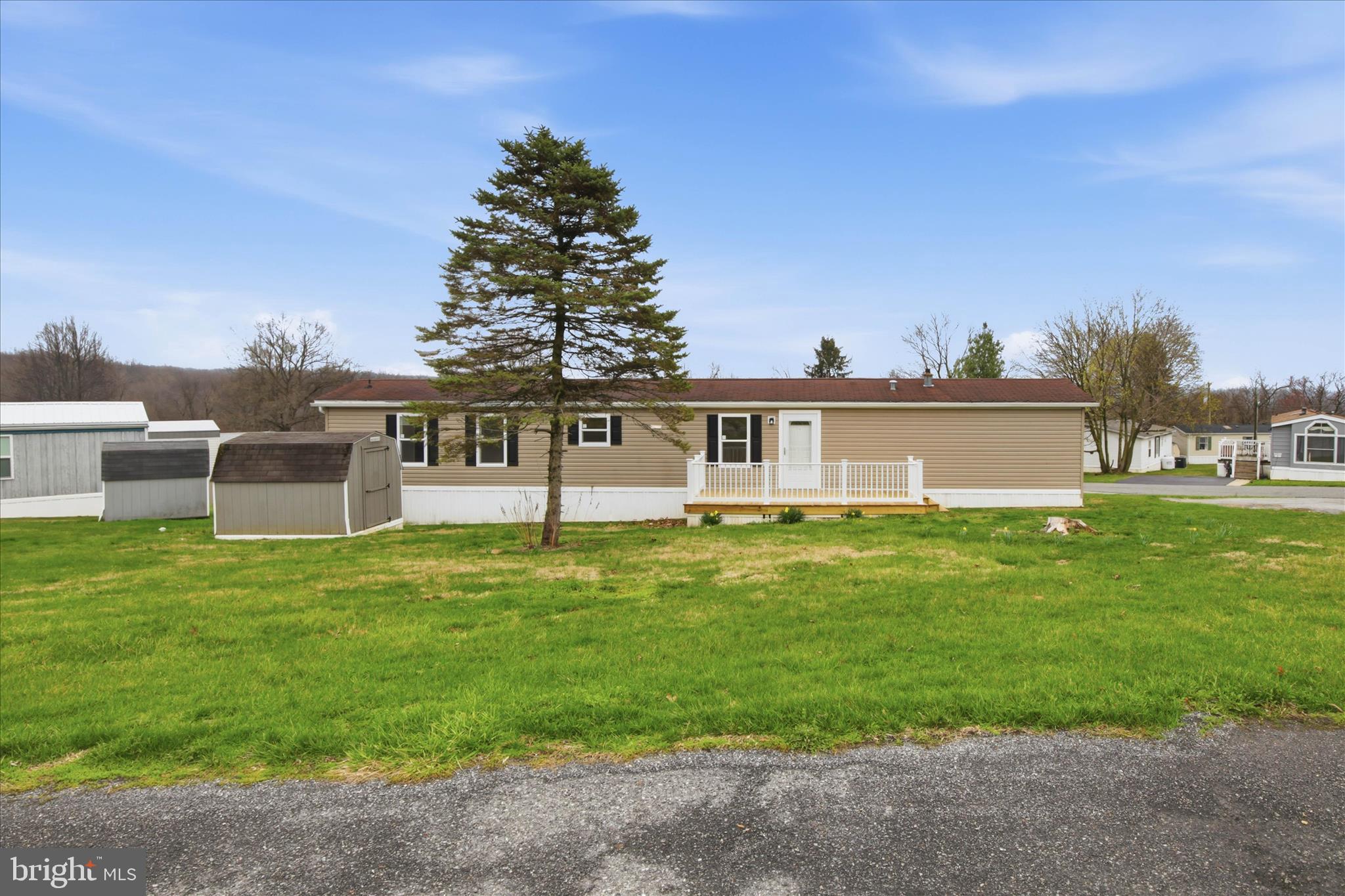 201 Michael Road Honey Brook, PA 19344 - Photo 2 of 21