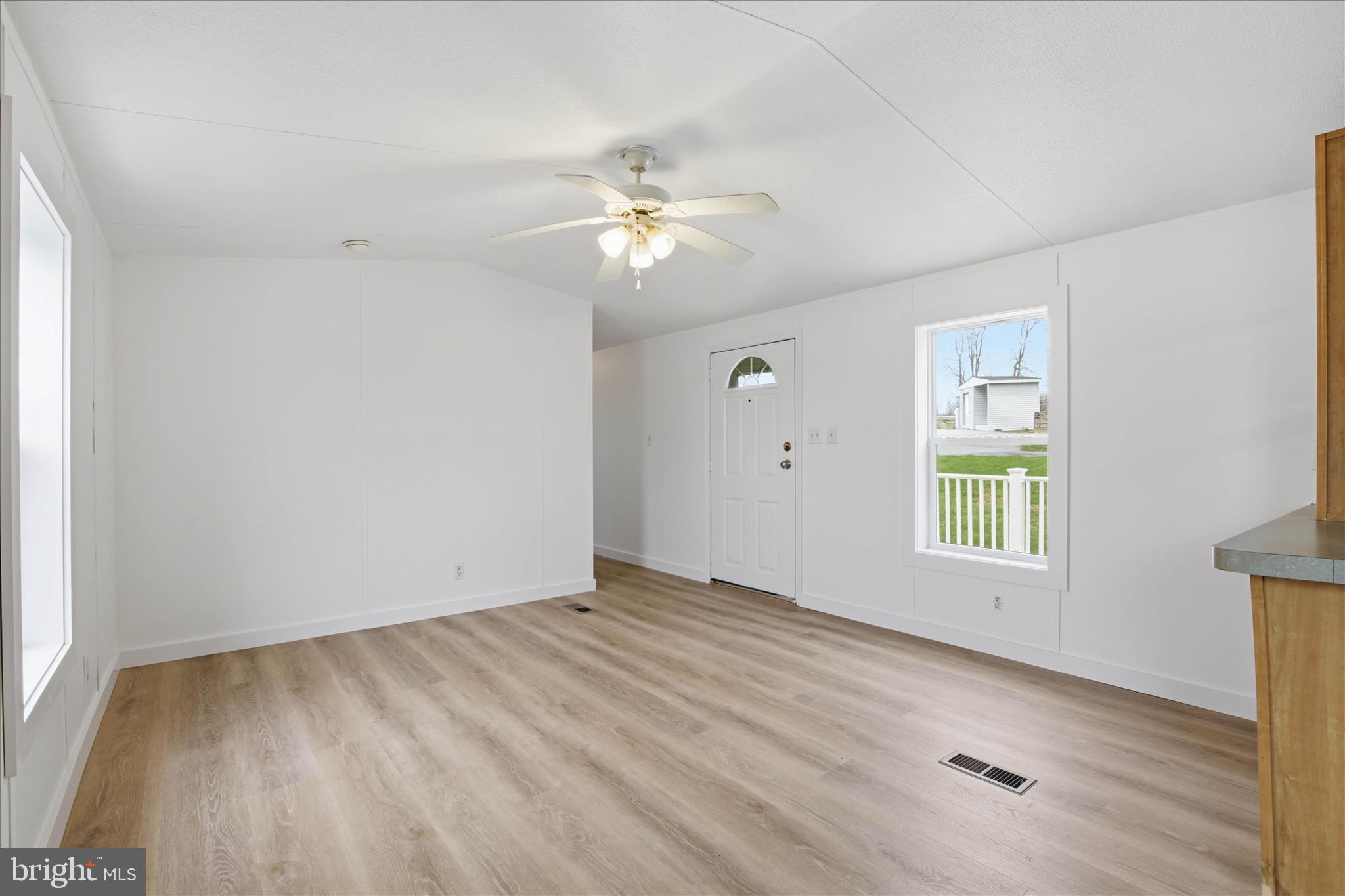 201 Michael Road Honey Brook, PA 19344 - Photo 3 of 21