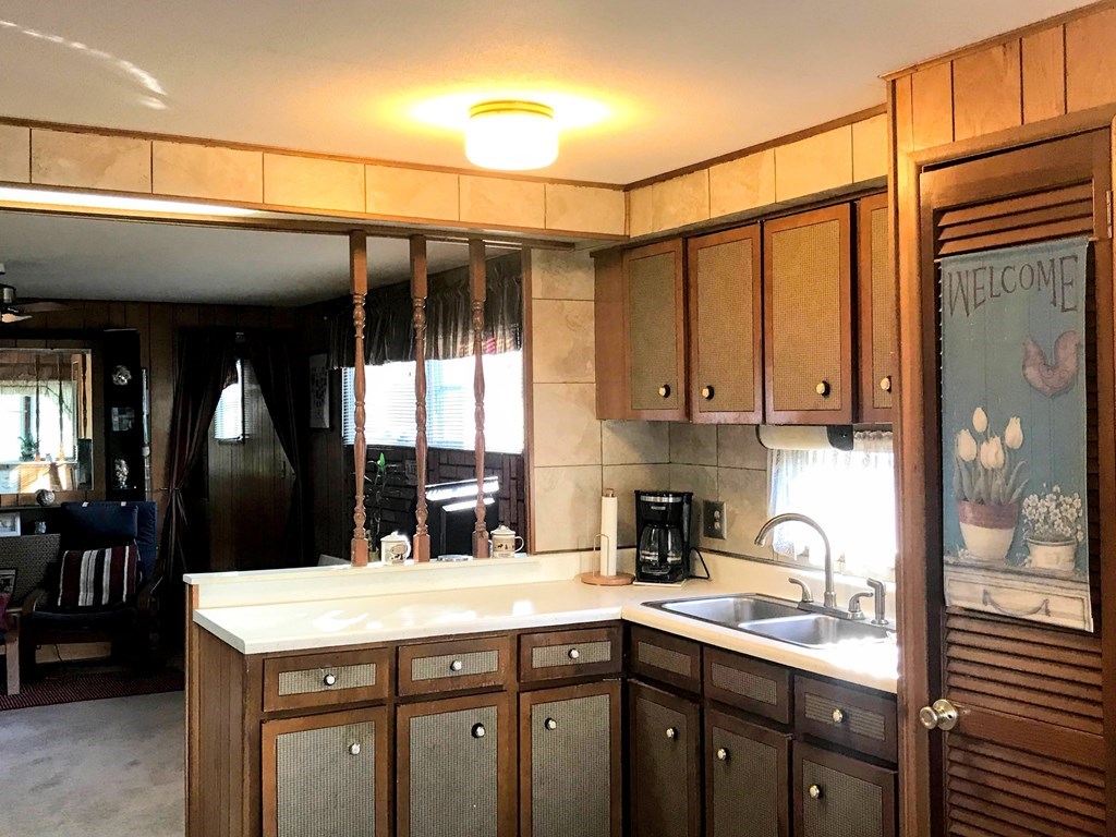 83 Clark Road Shirley, MA 01464 - Photo 7 of 25