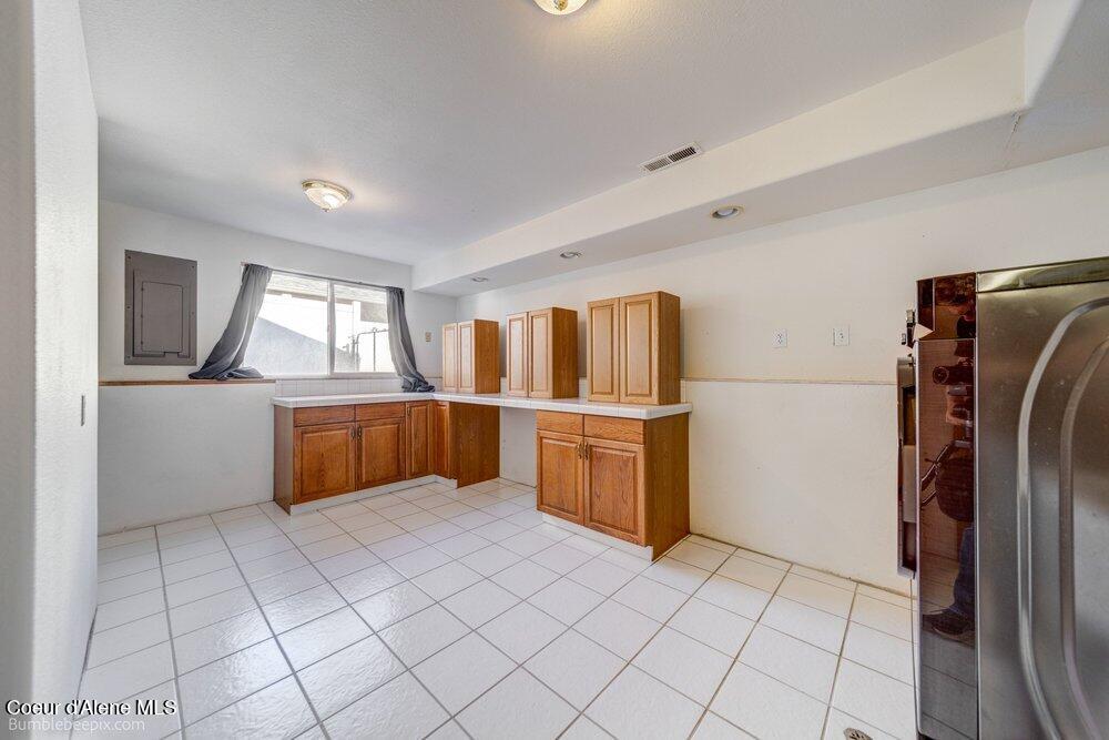 8811 North Davis Circle Hayden, ID 83835 - Photo 20 of 31 Basement Kitchenette