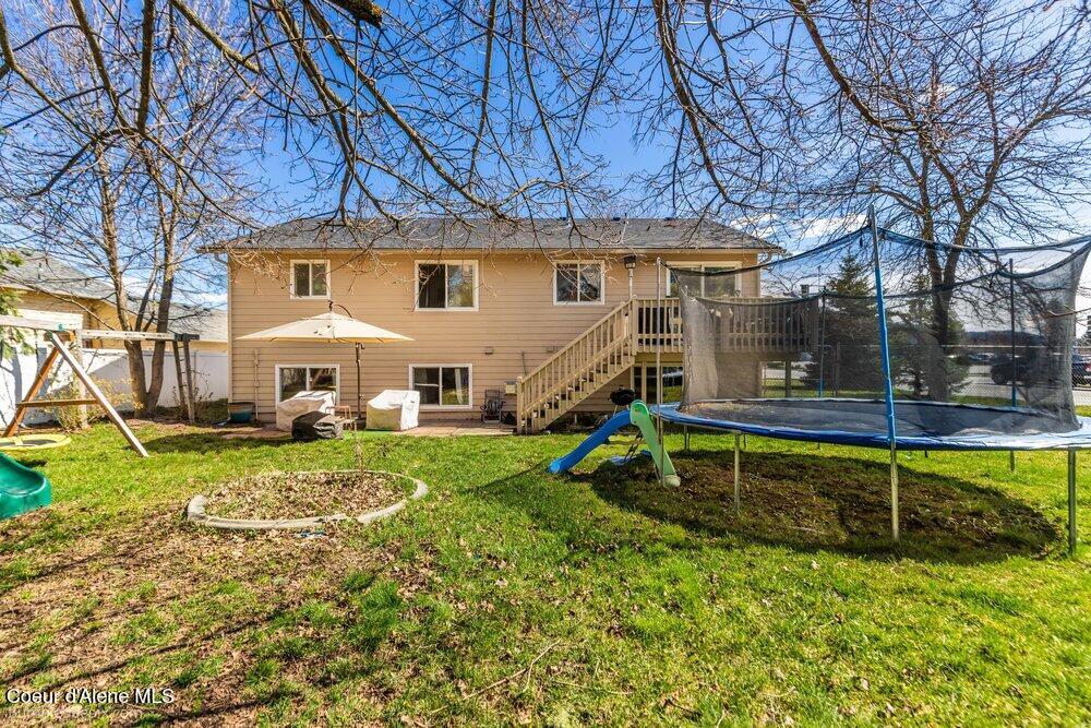 8811 North Davis Circle Hayden, ID 83835 - Photo 29 of 31 Backyard