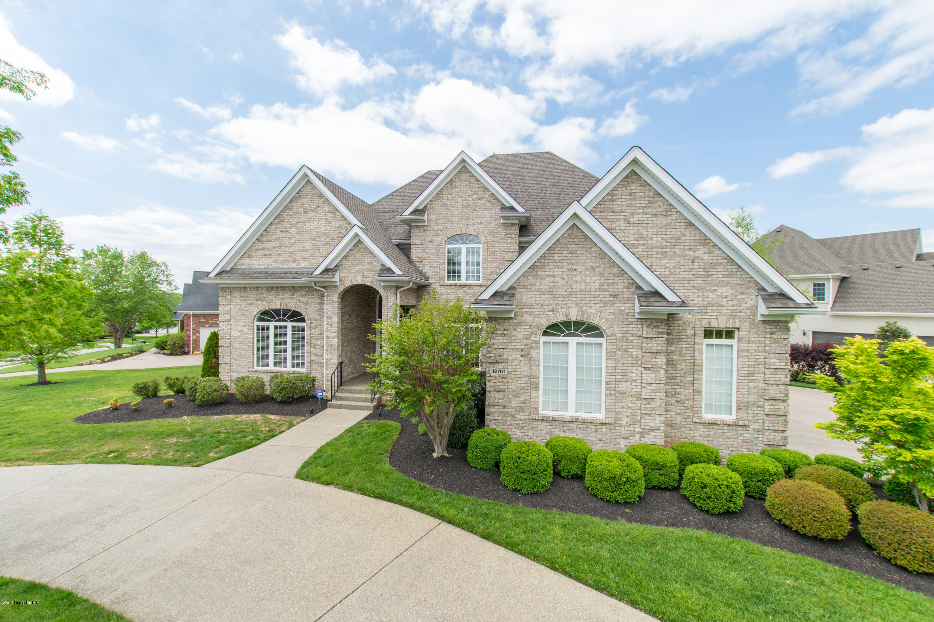 12701 Ridgemoor Drive Prospect, KY 40059 - Photo 2 of 42 03 LSIR 20170425