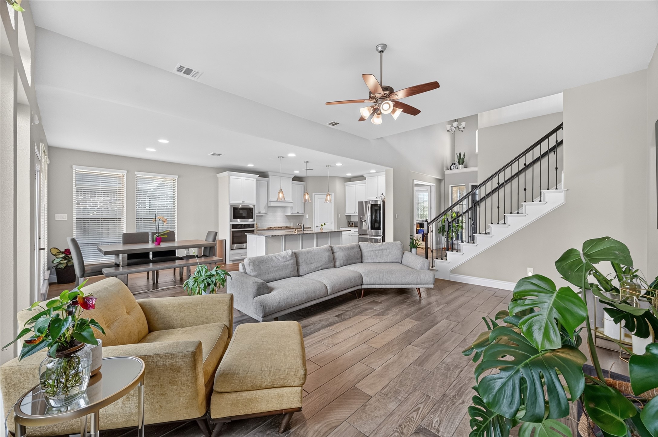 2047 Blackhawk Ridge Lane Manvel, TX 77578 - Photo 13 of 44
