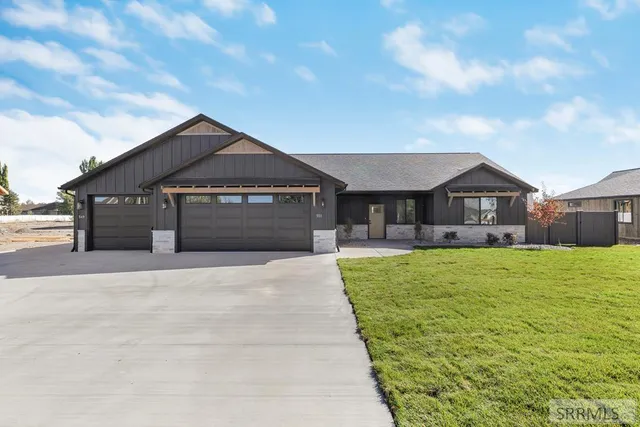 $590,000 | 551 North Teton Avenue, Sugar City, ID 83448